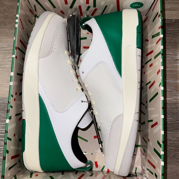 Men’s Air Jordan 2 Retro Low Nina Chanel Abney White Green - Picture 4 of 6